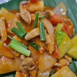 ผัดเปรี้ยวหวาน กับข้าว