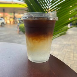 กาแฟมะพร้าวน้ำหอมบ้านแพ้ว-เย็น