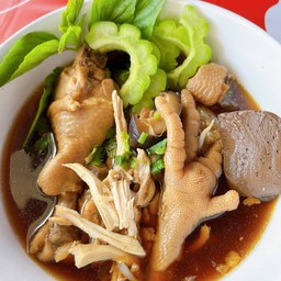 ก๋วยเตี๋ยวไก่ตุ๋นเห็ดหอม(ธรรมดา)