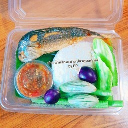ข้าว น้ำพริกมะม่วง ปลาทูทอด มินิ