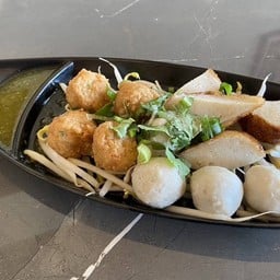 ลูกชิ้นปลารวม - ลวกจิ้ม