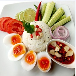 เซ็ตไข่ต้ม2ฟอง+ข้าวหอมมะลิไม่ขัดสี+น้ำปลาพริก(แถมผักสด)กล่อง750ml