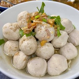 ลูกชิ้นหมูด้วย
