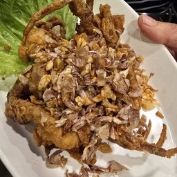 ปูนิ่มทอดกระเทียม