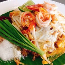 ราชาผัดไทยกุ้งสด&อาหารตามสั่งโฮมแซ่บกระเพราหอมกระเพราหมูกรอบ ขอนแก่น