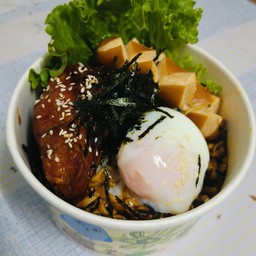 มาม่าเกาหลี+ไก่ทอด+ไข่ออนเซ้็น