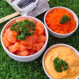 แซลมอนไข่กุ้งครีมสลัด+สาหร่าย