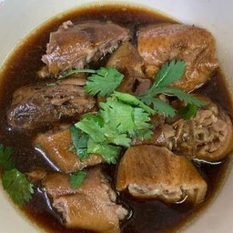 คอเป็ดพะโล้
