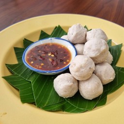 ลูกชิ้นหมูเจริญ (ครึ่งกิโลกรัม)