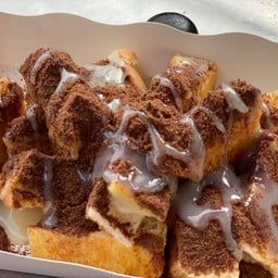 ปังปิ้งคลุกฝุ่น