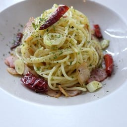 Yukari ยูคาริ