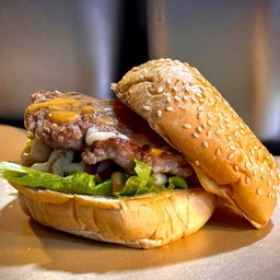 เบอร์เกอร์เนื้อ