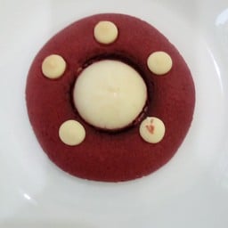 Red Velvet whitechocolate  Cream cheese