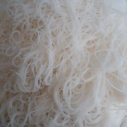 เส้นเล็กลวก