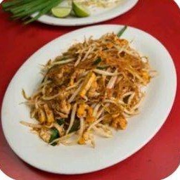 Fried Vermicelli Noodled (ผัดไทยวุ้นเส้น)