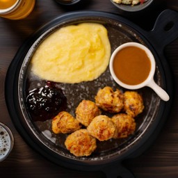 สปาเก็ตตี้มีทบอลหมู