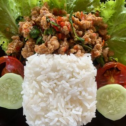 ข้าวกระเพราไก่