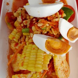 ตำข้าวโพดไข่เค็ม