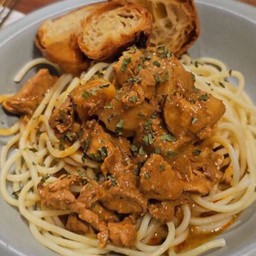 Spaghetti Chicken Massaman