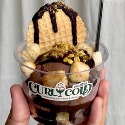 Curly Cold -