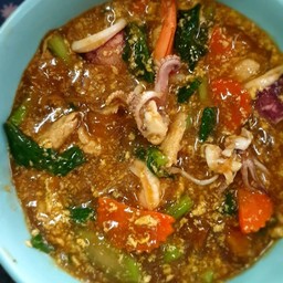 ราดหน้าทะเล