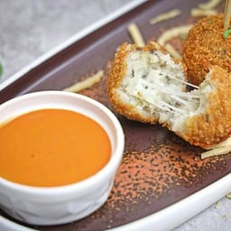 หวงของกิน Byเด็กจิ๋ว (เฟรนซ์ฟรายส์ ของทานเล่น)