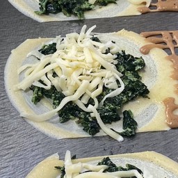 tokyopuff spinach cheese