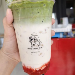 สตอเบอรี่นมสดชาเขียว