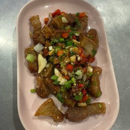 หมูกรอบพริกเกลือ