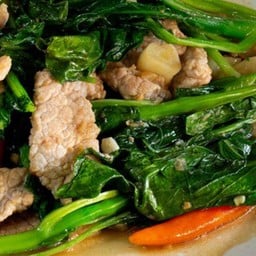 คะน้าหมูน้ำมันหอย