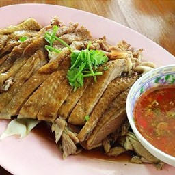 เนื้อเป็ดพะโล้