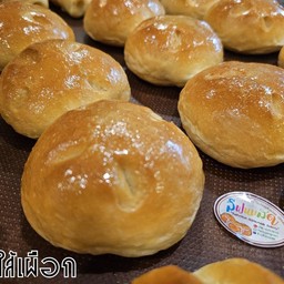 ขนมปังใส้เผือก(มี4ชิ้น)