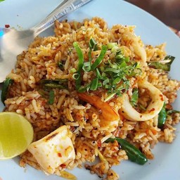 ข้าวผัดต้มยำ