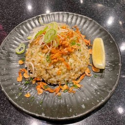 ข้าวผัดกุ้งซากุระ