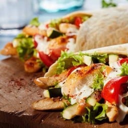 เคบับ และ ข้าวกล่อง Kebab By May