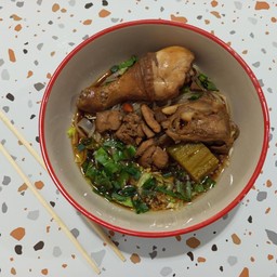เกาเหลาไก่ตุ๋น