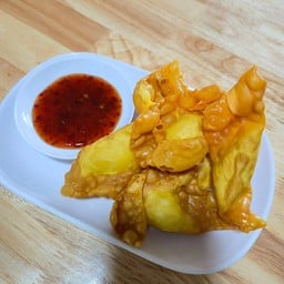 เกี๊ยวหมูเด้งแน่นๆ 1ชุดมี 6 ชิ้น