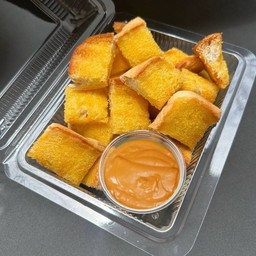 ปังจุ่มสังขยาชาไทย