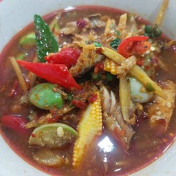 แกงป่าปลาทูเถื่อน