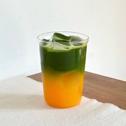 มัทฉะ x น้ำส้มคั้นสด (Best Seller ขายดีที่ร้าน!)