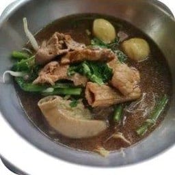 เส้นหมี่น้ำตก