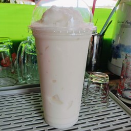 น้ำมะพร้าวปั่น