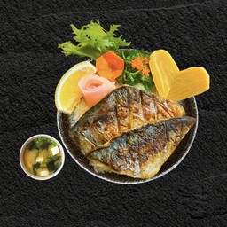 ข้าวหน้าปลาซาบะย่างเกลือ+ซุปมิโซะ