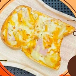 โทสต์พิซซ่า ฮาวาเอี้ยน