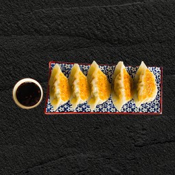 เกี๊ยวซ่าไก่ย่าง