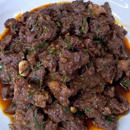 ก้อยเนื้อคั่ว