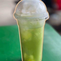 มะพร้าวปั่นนมสด ชาเขียว