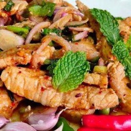 น้ำตกหมู