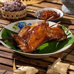 ปีกไก่อบสมุนไพร