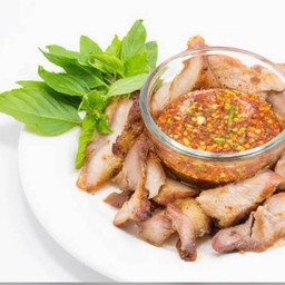 หมูย่าง จิ้มแจ่ว